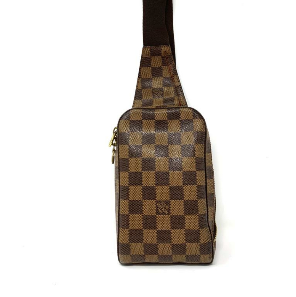Auth Louis Vuitton Geronimos Bum/Crossbody Bag - Picture 3 of 16
